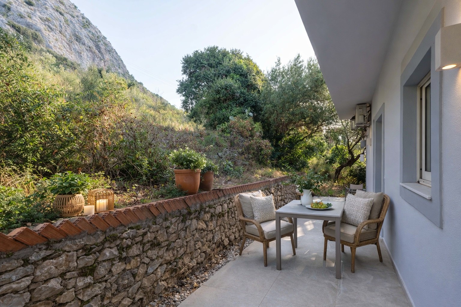 Mediterranes Investment mit Meerblick – Apartmenthaus mit drei Einheiten in begehrter Lage von Barbati, Korfu