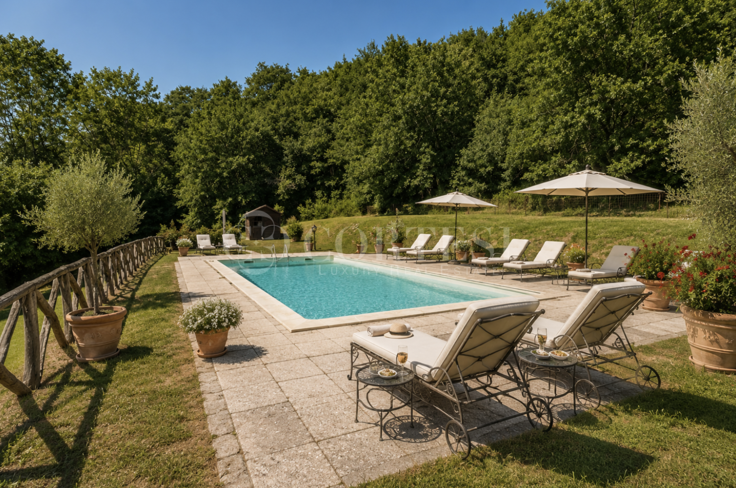 Pool Landhaus in der Nähe von Cortona / Arezzo / Toskana Toskanisches Landhaus mit Pool und Gästehaus bei Cortona